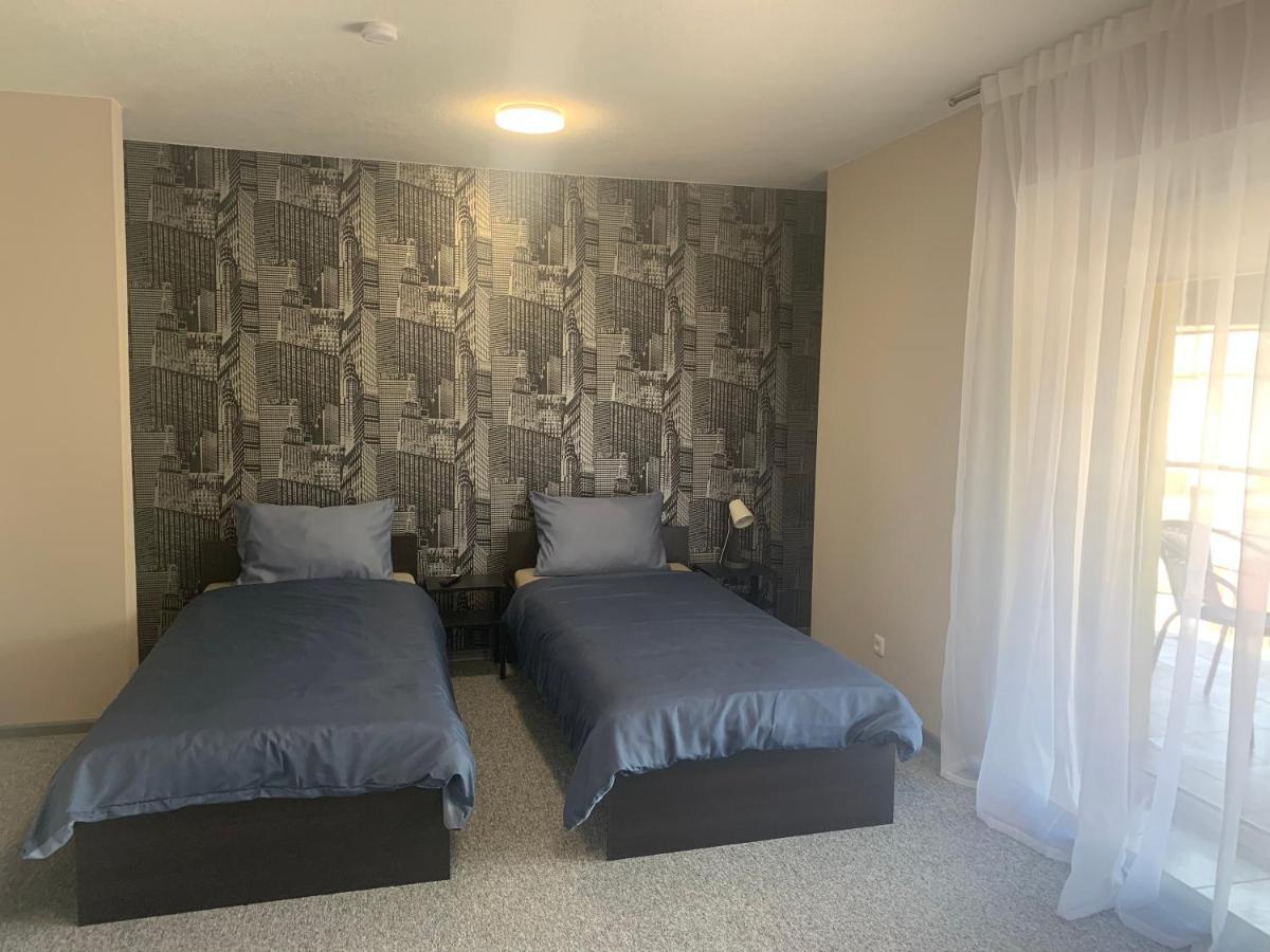 Hotel Marijampolė エクステリア 写真