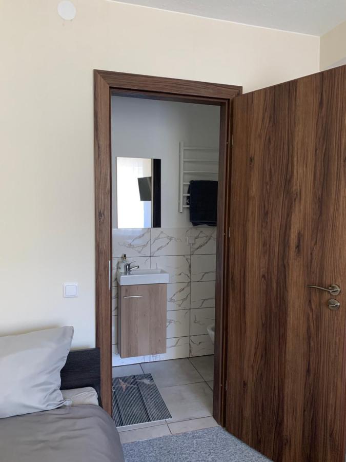 Hotel Marijampolė エクステリア 写真